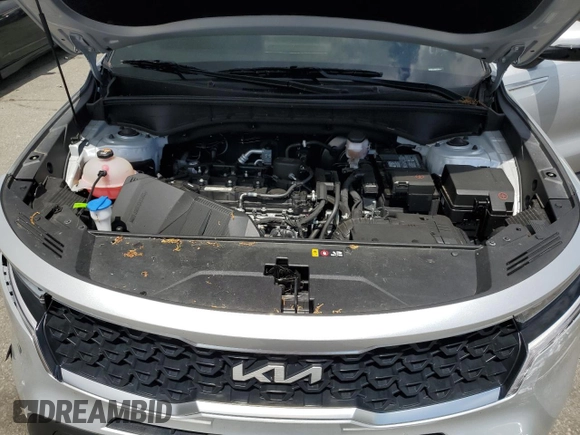 2022 Kia Sorento LX with VIN 5XYRGDLC1NG091524, listed as a Copart auction lot 56105715 with 37,943 mi miles and Salvage title. Bid and sale history available at DreamBid. Image 12.