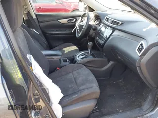 2016 Nissan Rogue SV z VIN KNMAT2MV6GP708803, wystawiony jako IAAI lot #42049440 z przebiegiem 107 359 mil mil oraz . Historia ofert i sprzedaży dostępna na DreamBid. Obrazek 5.