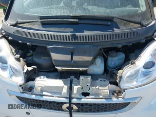 2016 Smart fortwo Passion with VIN WMEEJ9AA5GK842721, listed as a IAAI auction lot 41694475 with Not Provided miles and . Bid and sale history available at DreamBid. Image 10.