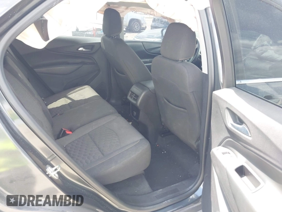 2018 Chevrolet Equinox LT with VIN 2GNAXSEV7J6206495, listed as a IAAI auction lot 41911984 with 132,428 mi miles. Bid and sale history available at carsss.com. Image 8.