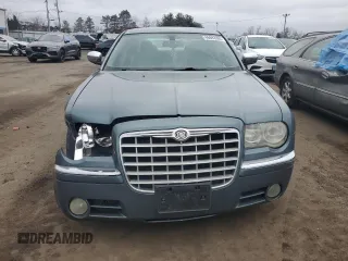 2005 Chrysler 300 with VIN 2C3JA63H35H109694, listed as a Copart auction lot 46893305 with 186,828 mi miles and Salvage Title. Bid and sale history available at carsss.com. Image 5.