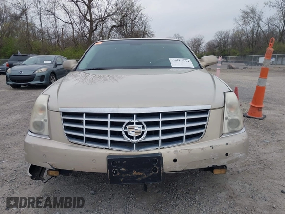 2009 Cadillac DTS w/1SA with VIN 1G6KD57Y29U137410, listed as a IAAI auction lot 42026044 with 112,916 mi miles. Bid and sale history available at carsss.com. Image 12.