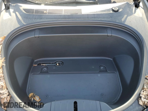 2019 Tesla Model 3 Long Range with VIN 5YJ3E1EB6KF421305, listed as a Copart auction lot 54838355 with 88,111 mi miles and Clean Title. Bid and sale history available at DreamBid. Image 11.