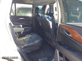 2018 Cadillac Escalade Luxury with VIN 1GYS3BKJ0JR147752, listed as a IAAI auction lot 41419140 with 124,376 mi miles. Bid and sale history available at carsss.com. Image 8.