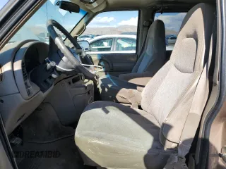1998 Chevrolet Astro with VIN 1GNDM19W0WB171290, listed as a Copart auction lot 79663744 with 137,779 mi miles and Salvage Title. Bid and sale history available at carsss.com. Image 7.