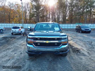 2018 Chevrolet Silverado 1500 LT with VIN 1GCVKREC1JZ292441, listed as a IAAI auction lot 41074213 with 146,607 mi miles. Bid and sale history available at carsss.com. Image 12.