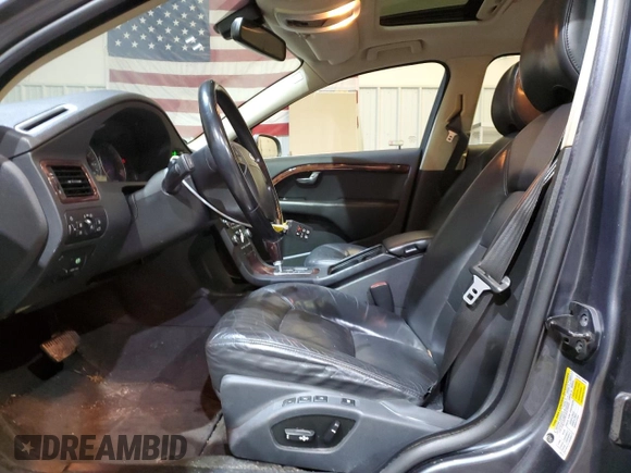 2008 Volvo V70 with VIN YV1BW982381051882, listed as a Copart auction lot 41446635 with 173,637 mi miles and Salvage Title. Bid and sale history available at DreamBid. Image 7.