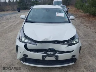 2019 Toyota Prius L Eco with VIN JTDKARFUXK3098878, listed as a IAAI auction lot 41840307 with 43,085 mi miles. Bid and sale history available at carsss.com. Image 12.