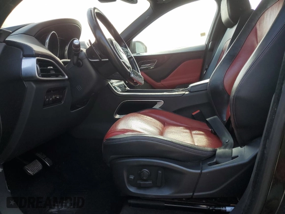 2017 Jaguar F-Pace 35t R-Sport with VIN SADCL2BV3HA060339, listed as a Copart auction lot 60102035 with 139,025 mi miles and Clean title. Bid and sale history available at DreamBid. Image 7.