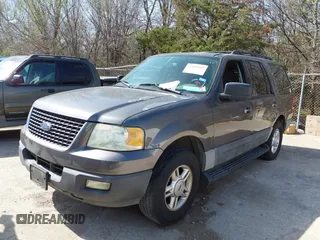 2005 Ford Expedition Special Service with VIN 1FMPU15545LA40791, listed as a IAAI auction lot 41823519 with 156,915 mi miles. Bid and sale history available at carsss.com. Image 6.
