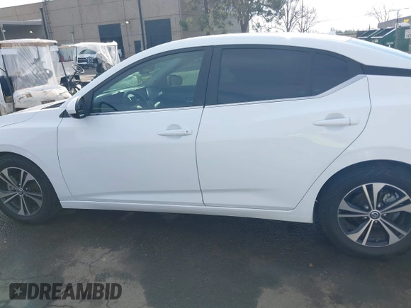 2022 Nissan Sentra SV with VIN 3N1AB8CV2NY222155, listed as a IAAI auction lot 41239109 with 71,116 mi miles. Bid and sale history available at carsss.com. Image 15.