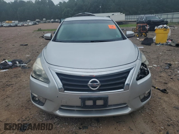 2013 Nissan Altima SL with VIN 1N4BL3AP5DC919886, listed as a Copart auction lot 64901895 with 186,105 mi miles and Clean title. Bid and sale history available at DreamBid. Image 5.