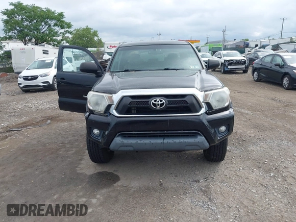 2013 Toyota Tacoma with VIN 3TMLU4EN5DM107500, listed as a IAAI auction lot 42733914 with Not provided miles and . Bid and sale history available at DreamBid. Image 13.