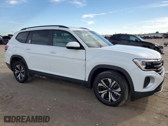 2024 Volkswagen Atlas SE with VIN 1V2DR2CA1RC533959, listed as a Copart auction lot 86839684 with 5,733 mi miles and Salvage title. Bid and sale history available at DreamBid. Image 4.