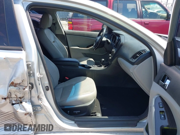 2013 Kia Optima EX with VIN 5XXGN4A75DG139872, listed as a IAAI auction lot 42483921 with 120,167 mi miles and . Bid and sale history available at DreamBid. Image 5.