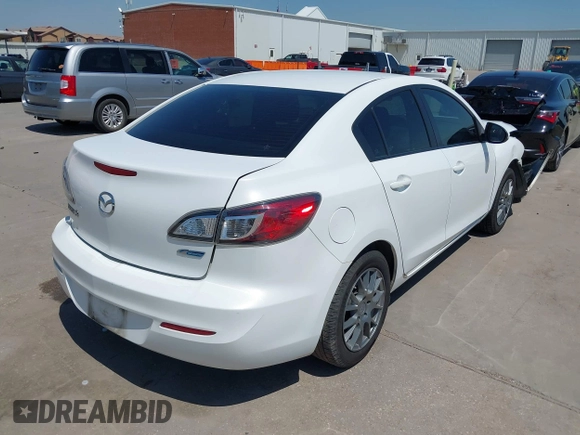 2013 Mazda Mazda3 i Sport with VIN JM1BL1U71D1701482, listed as a IAAI auction lot 41983133 with 110,966 mi miles. Bid and sale history available at carsss.com. Image 4.