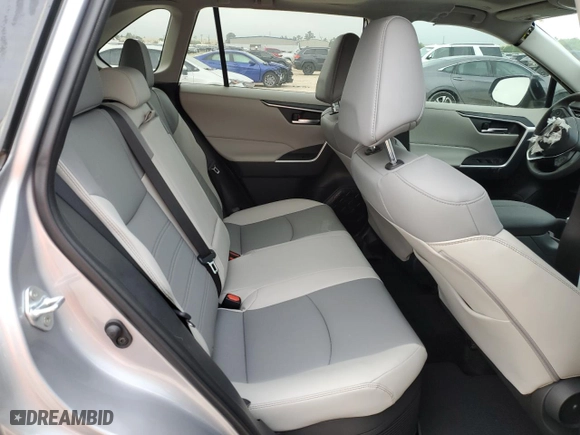 2024 Toyota RAV4 Hybrid XLE Premium with VIN 4T3B6RFV9RU167402, listed as a Copart auction lot 50725155 with 5,923 mi miles and Salvage Title. Bid and sale history available at carsss.com. Image 11.
