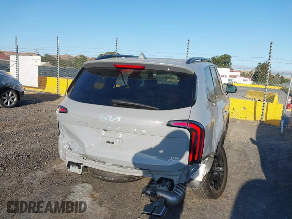 2024 Kia Telluride EX with VIN 5XYP3DGC7RG448286, listed as a IAAI auction lot 42455682 with 16,574 mi miles and . Bid and sale history available at DreamBid. Image 4.