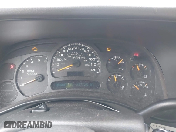 2004 Chevrolet Suburban LS with VIN 3GNEC16Z94G210873, listed as a IAAI auction lot 41624290 with 347,735 mi miles. Bid and sale history available at carsss.com. Image 7.