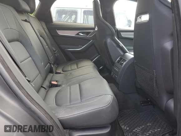 2024 Jaguar F-Pace R-Dynamic S z VIN SADCT2FU0RA722896, wystawiony jako Copart lot #59187375 z przebiegiem 9 589 mil mil oraz Szkoda całkowita • Salvage title. Historia ofert i sprzedaży dostępna na DreamBid. Obrazek 11.