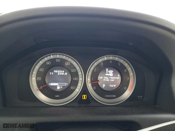 2013 Volvo XC60 T6 with VIN YV4902DZ5D2445725, listed as a Copart auction lot 41886585 with 96,094 mi miles and Salvage Title. Bid and sale history available at carsss.com. Image 9.
