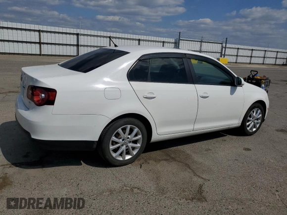 2010 Volkswagen Jetta Limited Edition с VIN 3VWRZ7AJ1AM109768, выставлен на аукционе Copart как лот 54629555 с пробегом 109 339 миль миль и Списание • Salvage title. История ставок и продаж доступна на DreamBid. Изображение 3.