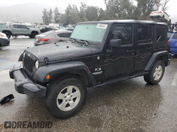 2009 Jeep Wrangler Unlimited X with VIN 1J4GA39119L755818, listed as a Copart auction lot 47886245 with 187,972 mi miles and Salvage Title. Bid and sale history available at carsss.com. Image 1.