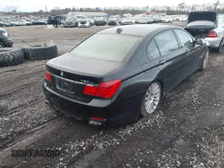 2009 BMW 7 Series 750Li с VIN WBAKB83509CY61759, выставлен на аукционе IAAI как лот 41121376 с пробегом Не указан миль и . История ставок и продаж доступна на DreamBid. Изображение 4.