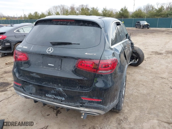 2022 Mercedes-Benz GLC with VIN W1N0G8EBXNV395814, listed as a IAAI auction lot 41694934 with 1 mi miles. Bid and sale history available at carsss.com. Image 4.