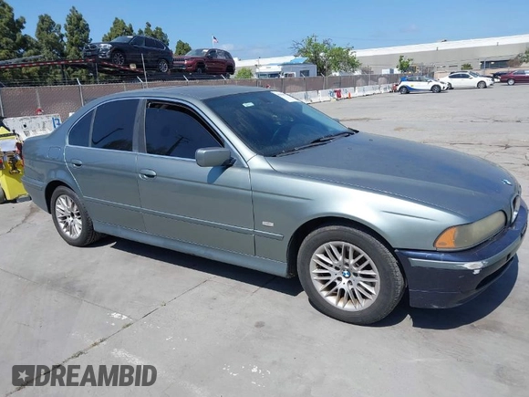 2003 BMW 5 Series 530iA with VIN WBADT63413CK33315, listed as a IAAI auction lot 42064612 with 205,426 mi miles. Bid and sale history available at carsss.com. Image 1.
