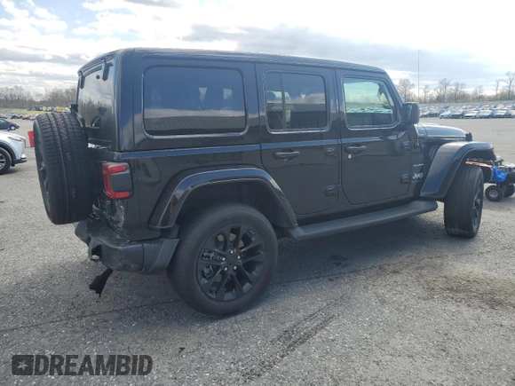 2023 Jeep Wrangler Sahara z VIN 1C4JJXP67PW513595, wystawiony jako Copart lot #53482175 z przebiegiem 30 943 mil mil oraz Szkoda całkowita • Salvage title. Historia ofert i sprzedaży dostępna na DreamBid. Obrazek 3.