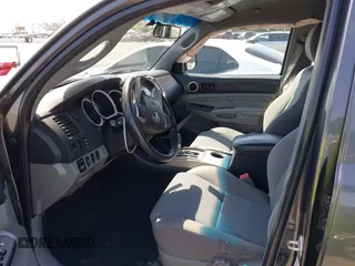 2014 Toyota Tacoma PreRunner with VIN 3TMJU4GN5EM167783, listed as a IAAI auction lot 42031603 with 179,574 mi miles and . Bid and sale history available at DreamBid. Image 5.