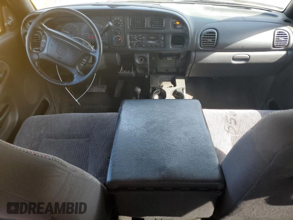 2001 Dodge 1500 with VIN 3B7HF13ZX1G765540, listed as a Copart auction lot 55624595 with 138,116 mi miles and Clean Title. Bid and sale history available at DreamBid. Image 8.