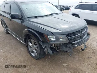 2017 Dodge Journey Crossroad Plus with VIN 3C4PDCGB3HT556863, listed as a IAAI auction lot 41629766 with 105,079 mi miles. Bid and sale history available at carsss.com. Image 6.