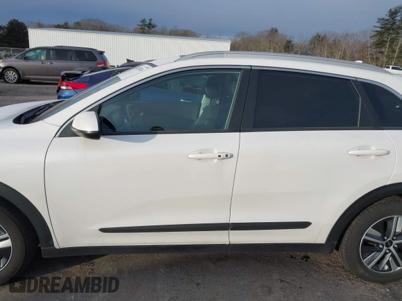 2022 Kia Niro LX with VIN KNDCB3LC6N5524214, listed as a IAAI auction lot 41259745 with 46,815 mi miles. Bid and sale history available at carsss.com. Image 14.