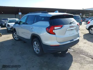 2022 GMC Terrain SLE with VIN 3GKALTEV0NL127766, listed as a IAAI auction lot 41831913 with 50,996 mi miles. Bid and sale history available at carsss.com. Image 3.