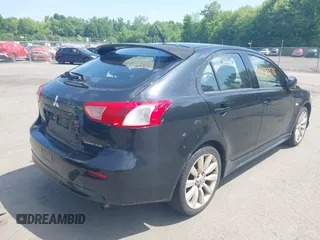 2010 Mitsubishi Lancer GTS z VIN JA32X8HWXAU002021, wystawiony jako IAAI lot #42523978 z przebiegiem 165 635 mil mil oraz . Historia ofert i sprzedaży dostępna na DreamBid. Obrazek 4.