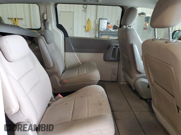 2008 Chrysler Town & Country Touring with VIN 2A8HR54P58R815950, listed as a Copart auction lot 55951155 with 211,046 mi miles and Non Repairable. Bid and sale history available at DreamBid. Image 11.
