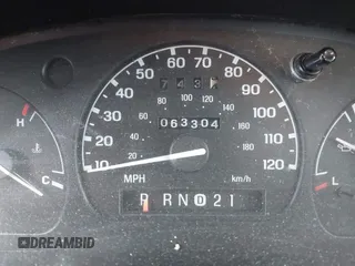2000 Ford Ranger XL with VIN 1FTYR14V9YPA89591, listed as a IAAI auction lot 42139925 with 63,304 mi miles. Bid and sale history available at carsss.com. Image 7.