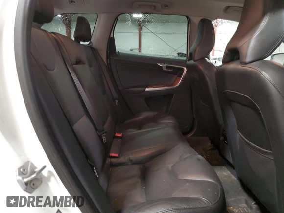 2017 Volvo XC60 Inscription с VIN YV440MRU5H2133235, выставлен на аукционе Copart как лот 46669455 с пробегом 76 235 миль миль и Списание • Salvage title. История ставок и продаж доступна на DreamBid. Изображение 11.