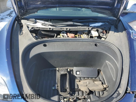 2022 Tesla Model 3 Long Range z VIN 5YJ3E1EB4NF143606, wystawiony jako Copart lot #45499095 z przebiegiem 119 143 mil mil oraz Szkoda całkowita • Salvage title. Historia ofert i sprzedaży dostępna na DreamBid. Obrazek 11.