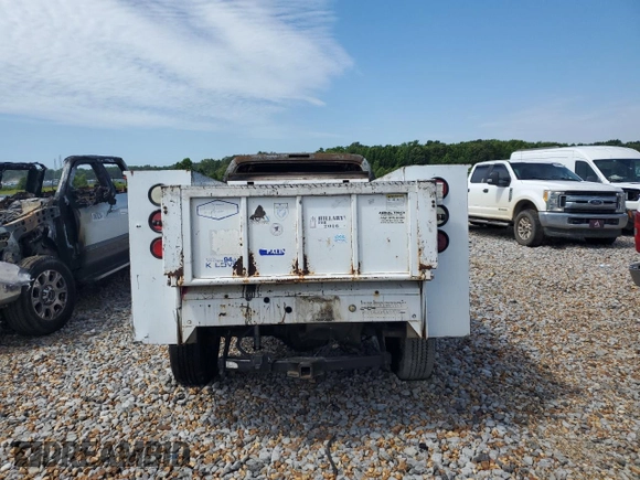 2006 Ford F-250 XL z VIN 1FTSX21576ED46732, wystawiony jako Copart lot #59038184 z przebiegiem Nie podano mil oraz Nie do naprawy • Non repairable. Historia ofert i sprzedaży dostępna na DreamBid. Obrazek 6.