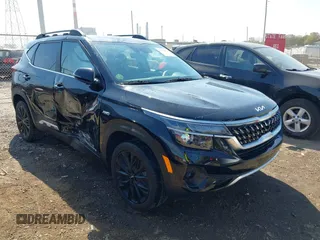 2023 Kia Seltos Nightfall with VIN KNDEUCA2XP7427604, listed as a IAAI auction lot 40319974 with 15,279 mi miles. Bid and sale history available at carsss.com. Image 1.
