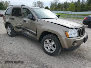 2006 Jeep Grand Cherokee Laredo with VIN 1J4GR48K16C112048, listed as a Copart auction lot 72832364 with 27,573 mi miles and Salvage Title. Bid and sale history available at carsss.com. Image 4.