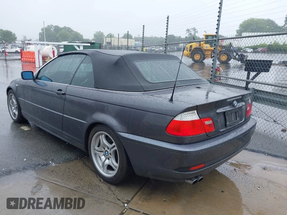 2005 BMW 3 Series 330Ci with VIN WBABW53405PL49917, listed as a IAAI auction lot 42401678 with 148,417 mi miles and . Bid and sale history available at DreamBid. Image 3.