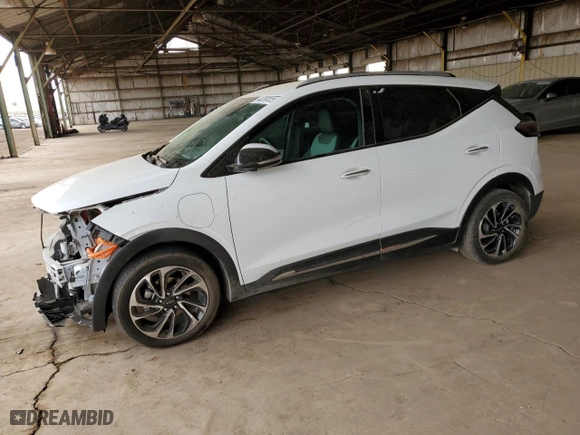 2023 Chevrolet Bolt EUV Premier with VIN 1G1FZ6S0XP4131044, listed as a Copart auction lot 44767415 with 26,878 mi miles and Salvage Title. Bid and sale history available at carsss.com. Image 1.