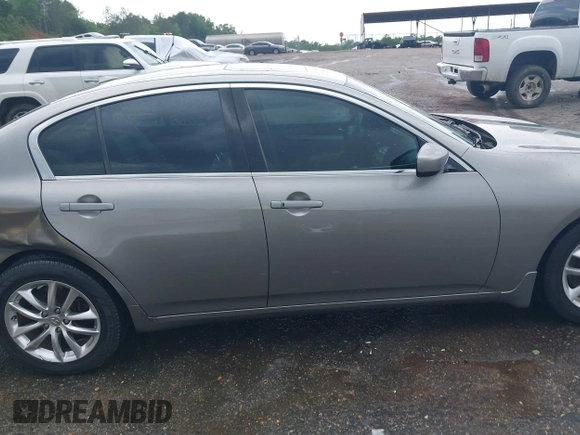 2009 Infiniti G37 Journey with VIN JNKCV61E79M308945, listed as a IAAI auction lot 42059939 with 195,306 mi miles and . Bid and sale history available at carsss.com. Image 14.