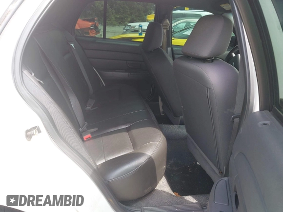 2005 Ford Police Interceptor with VIN 2FAHP71W95X137155, listed as a IAAI auction lot 42375960 with 117,866 mi miles and . Bid and sale history available at DreamBid. Image 8.