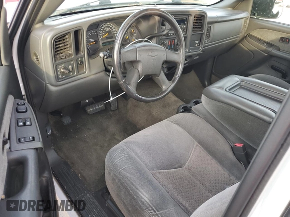 2003 Chevrolet Silverado 1500 with VIN 1GCEC14V93Z348632, listed as a Copart auction lot 83012644 with 132,115 mi miles and Salvage Title. Bid and sale history available at carsss.com. Image 8.