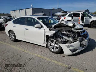 2014 Nissan Altima 2.5 S with VIN 1N4AL3AP8EC108919, listed as a Copart auction lot 52209485 with 176,313 mi miles and Salvage Title. Bid and sale history available at carsss.com. Image 4.